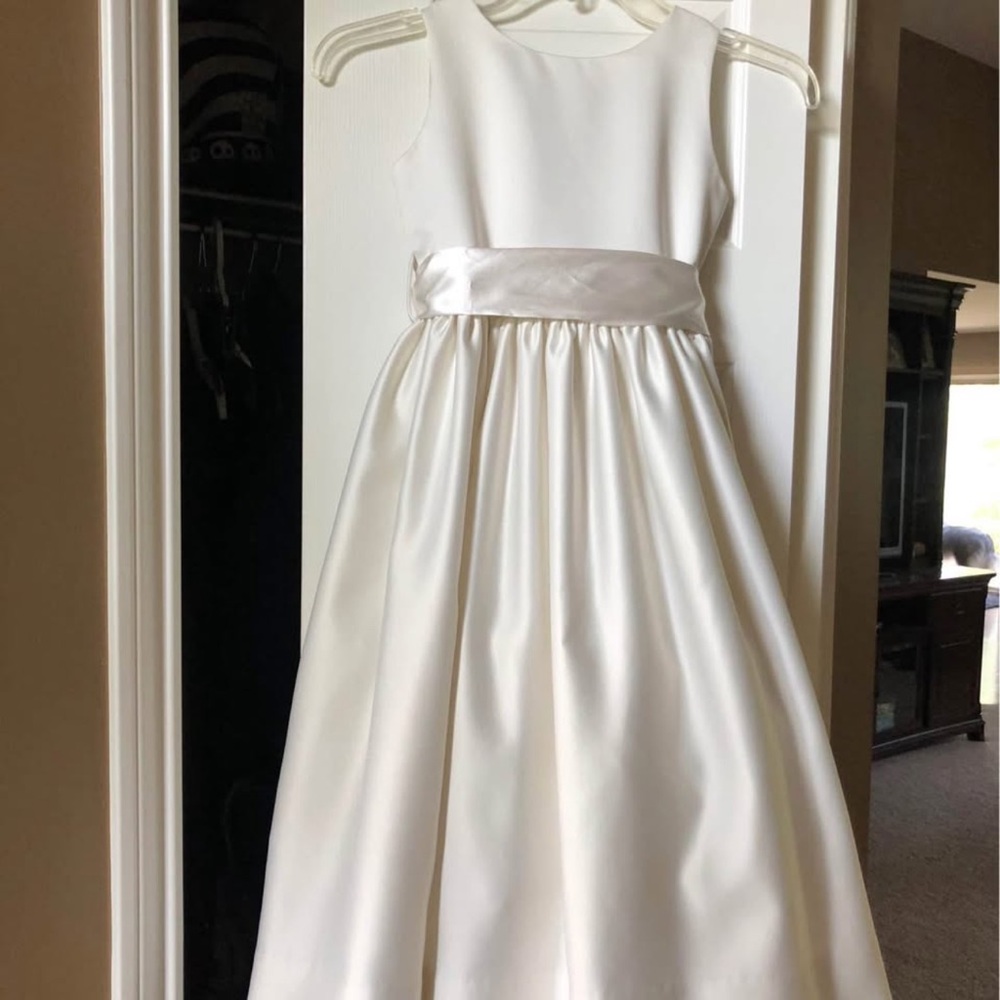 Elegant White Satin Kids Dress